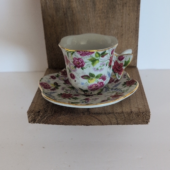 Rustic Wooden Handcrafted Bird Feeder Roses Are Red - Picture 3 of 12